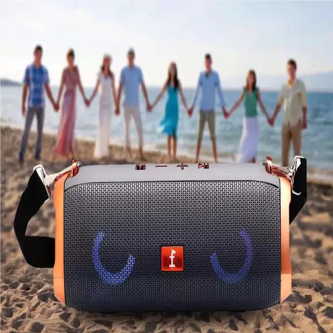 ET-901 Wireless Loudspeaker Super Bass LED Flash Portable Bluetooth Speaker Cool Owl Design TF Card Support FM Radio